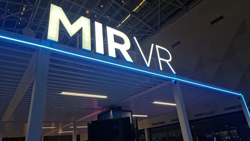 MIR VR — Вывеска MIR VR